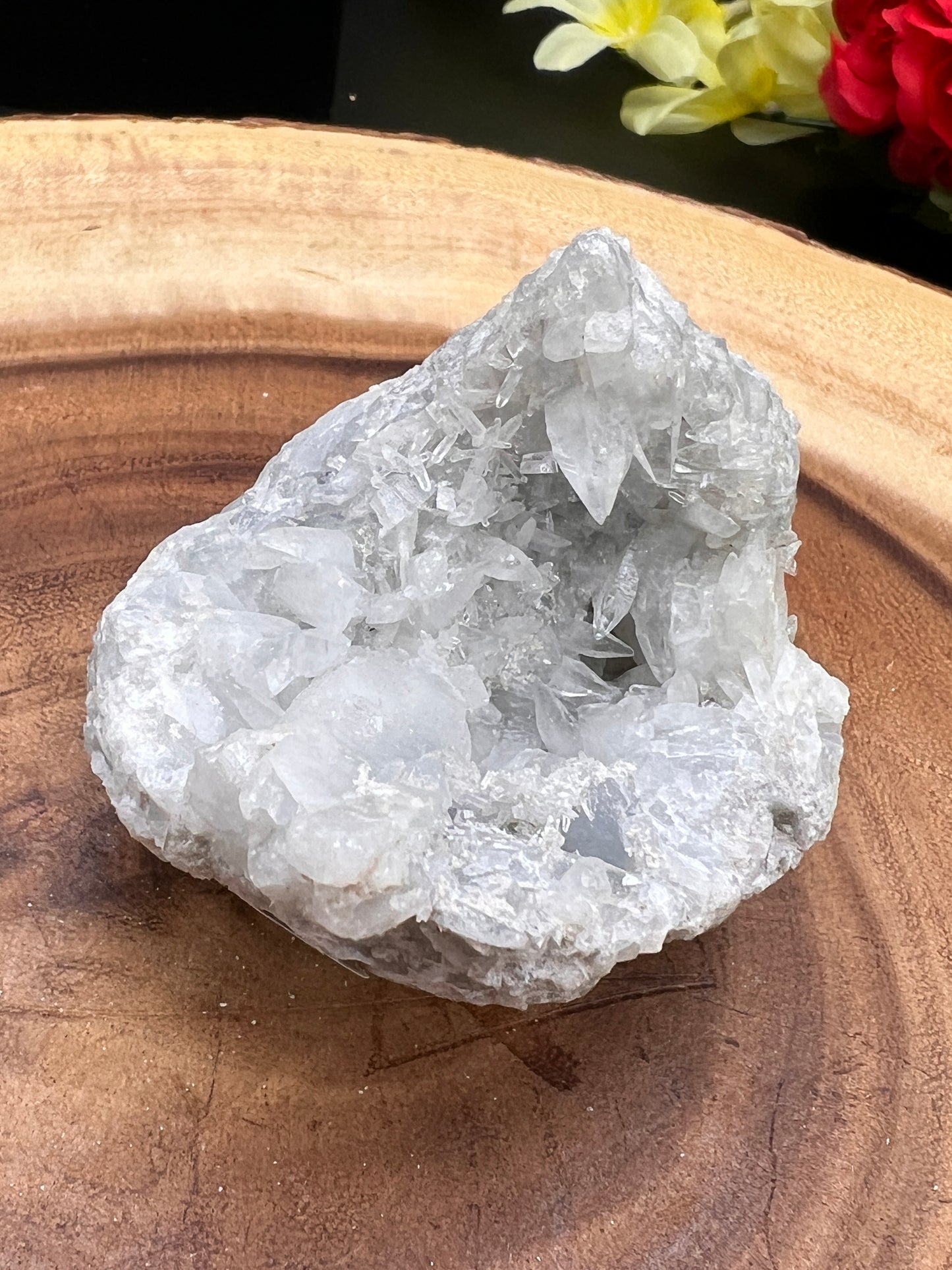 WHITE CELESTITE CLUSTER