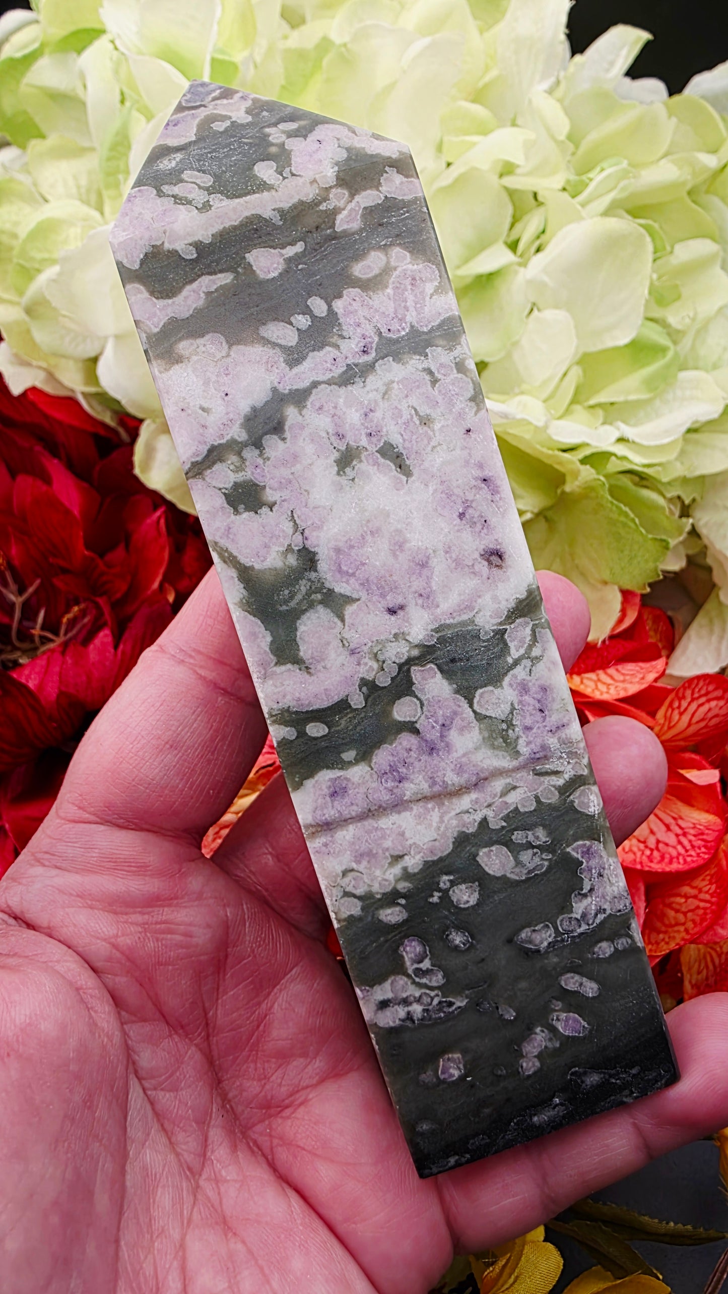Large Peace Japer Obelisk
